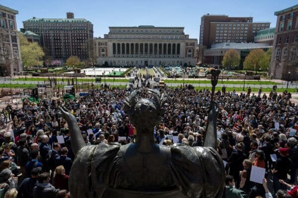 Columbia University gives to the Trump Administration demands after the threat of retaining funds