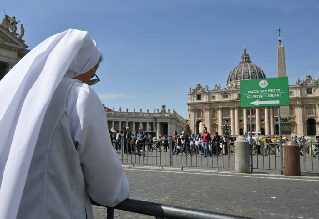 Photo: A nun pray in the Plaza de San Pedro after the death of Pope Francis in the Vatican on April 21, 2025. Pope Francis died on April 21, 2025 at the age of 88, one day after making a highly anticipated appearance in the Plaza de San Pedro on Sunday of Easter.