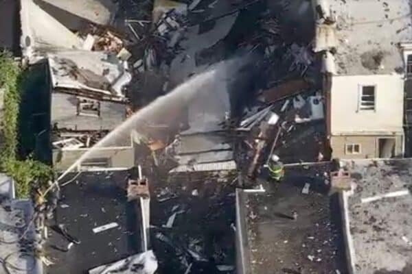 1 dead, 2 pain in Fire and Explosion Philadelphia who leveled or damaged multiple houses