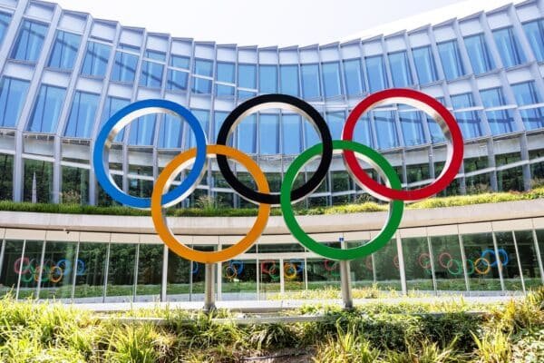 The Olympic and Paralympic officials of the United States come from the transgender women of the competition in categories of women