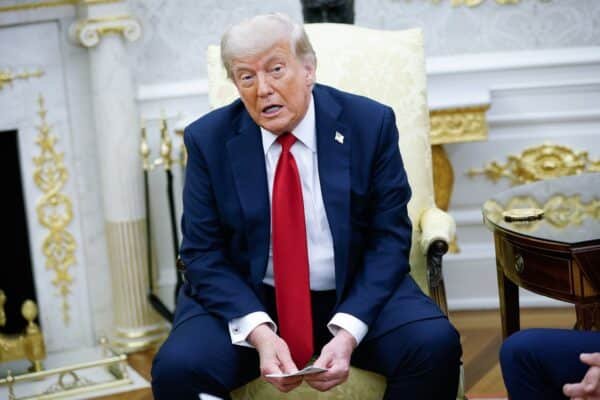 Trump Admin Live updates: Trump threatens 100% of tariffs in Russia