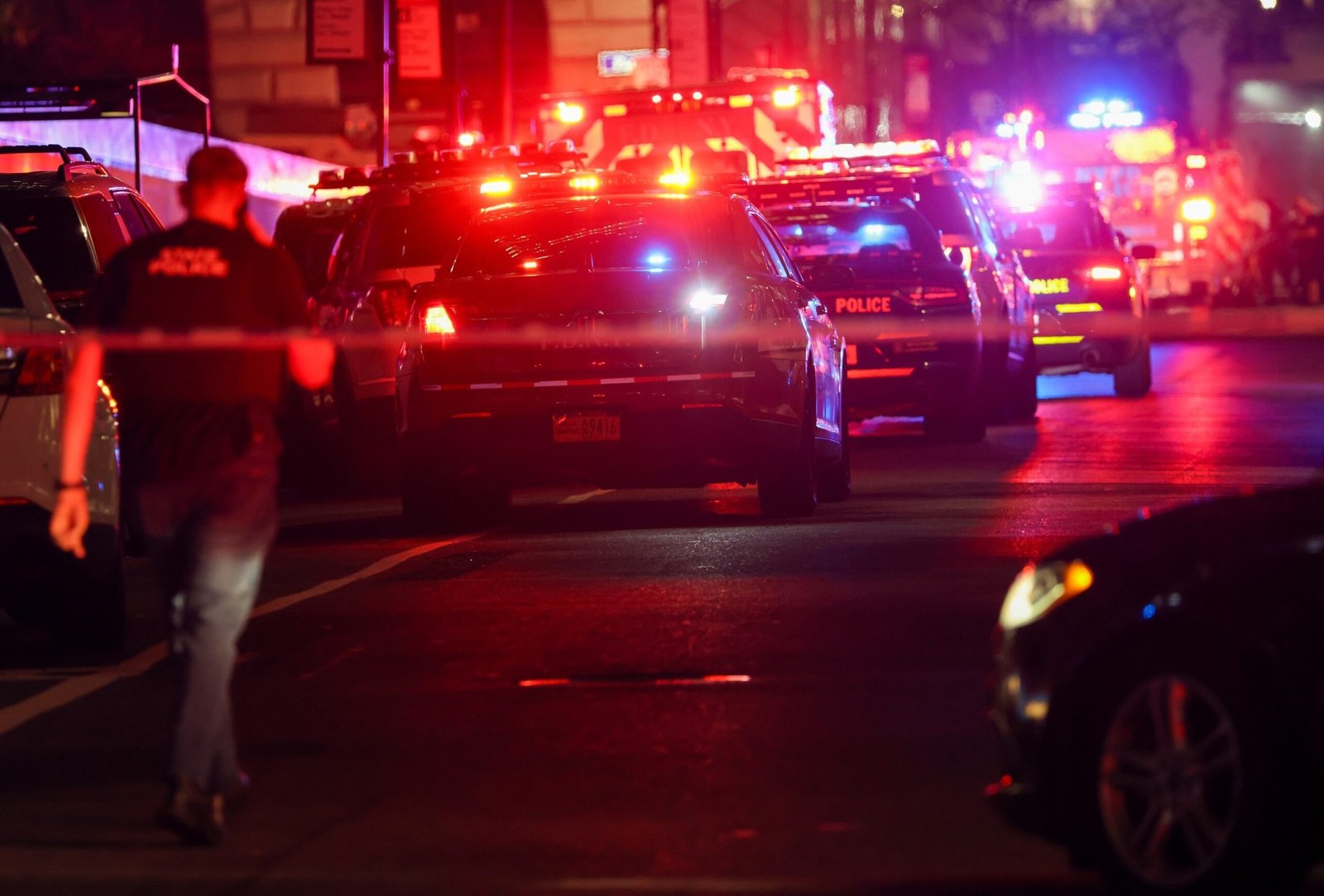 Photo: Active Shooter closes the New York AVE Park as the injuries are reported