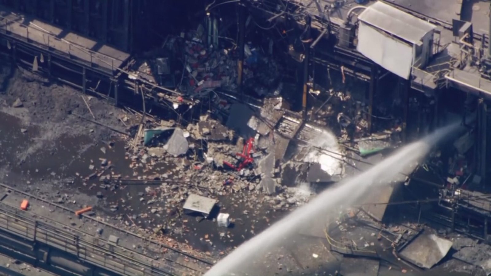 2 dead, 10 wounded by explosion at the Penchavania steel plant: officials