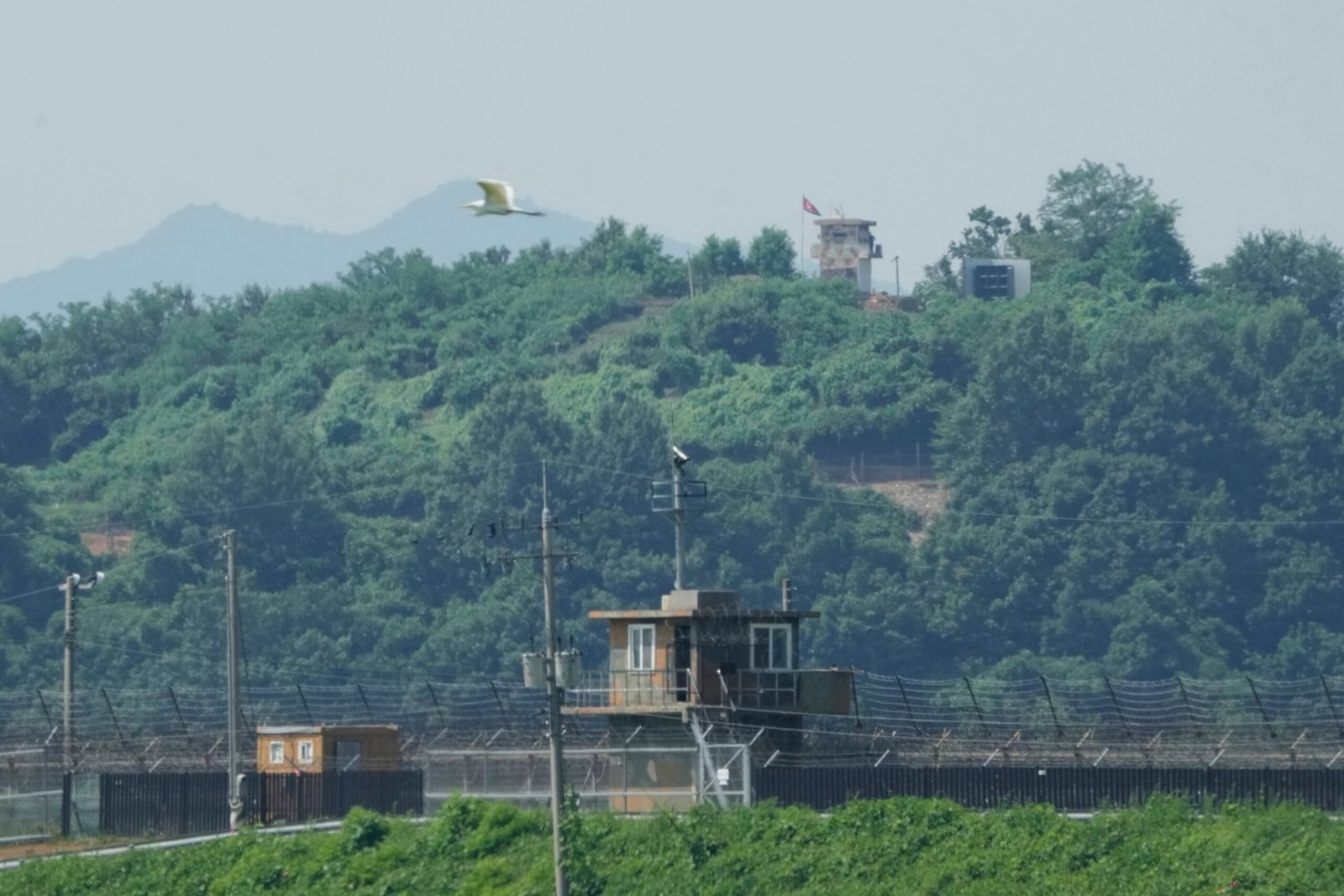 South Korea begins to eliminate speakers on the border of North Korea